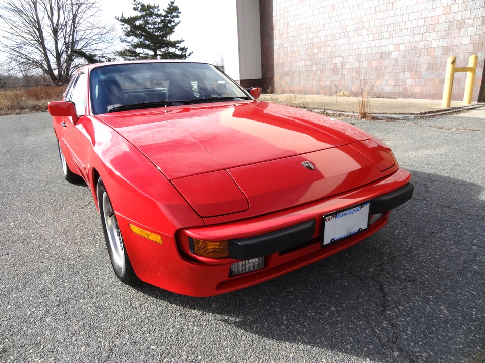 1986 Porsche 944 - Image 4 of 31