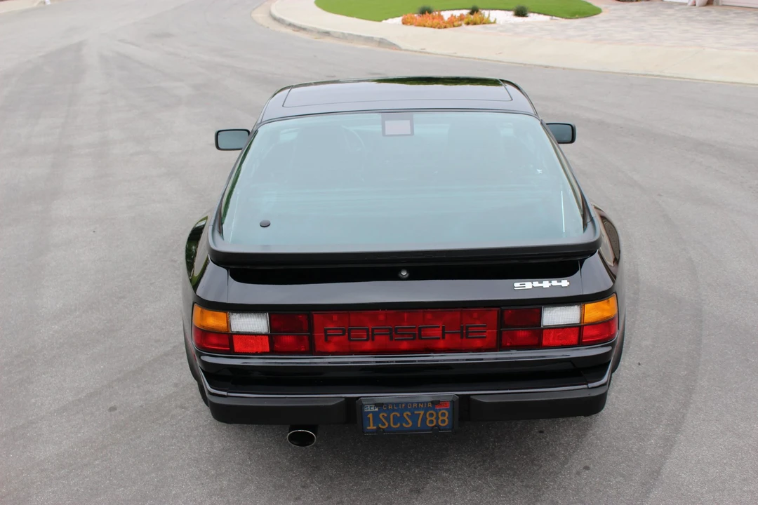 1986 Porsche 944 - Image 22 of 31