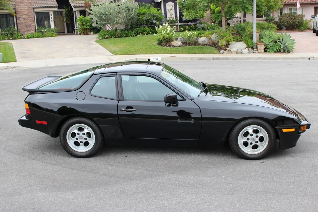 1986 Porsche 944 - Image 31 of 31
