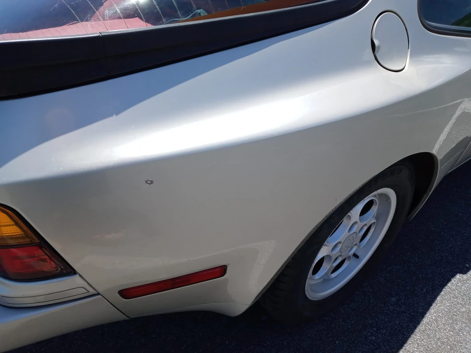 1986 Porsche 944 - Image 23 of 31