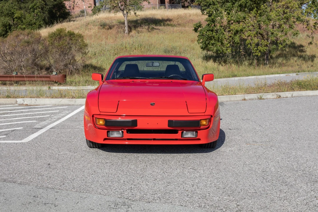 1986 Porsche 944 - Image 15 of 31
