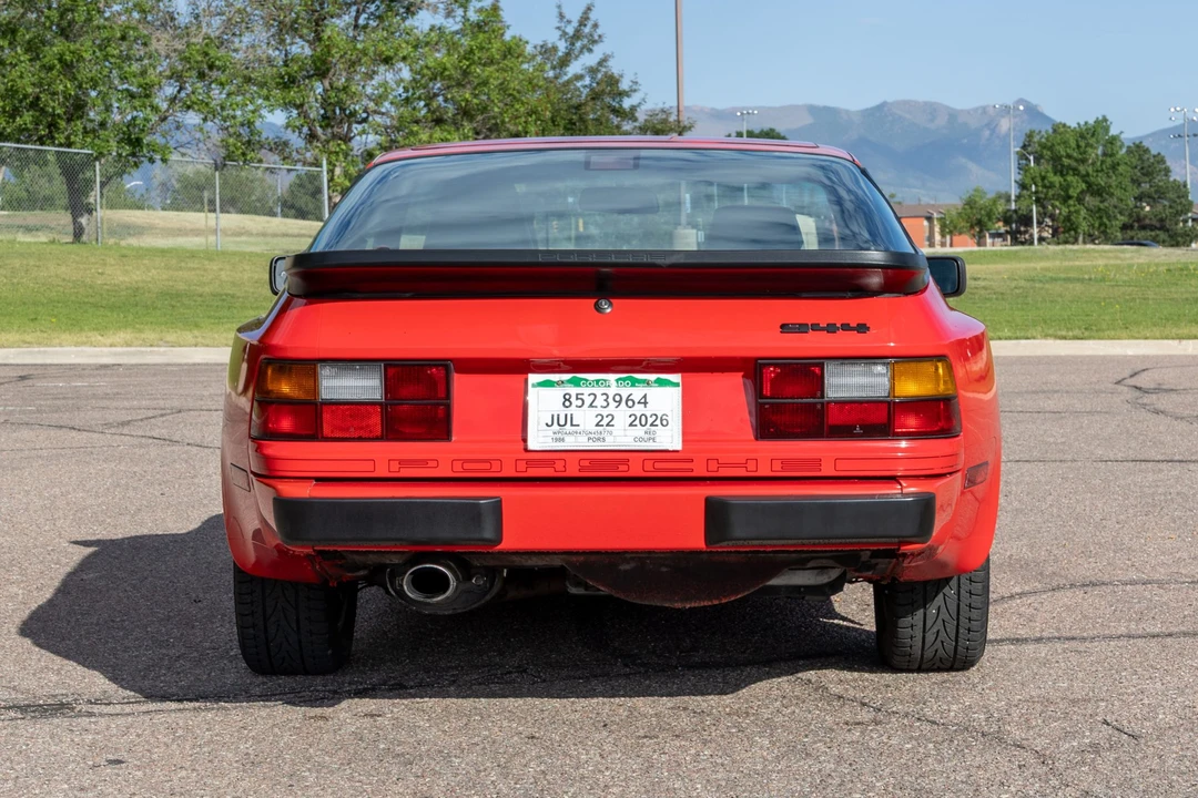 1986 Porsche 944 - Image 7 of 31
