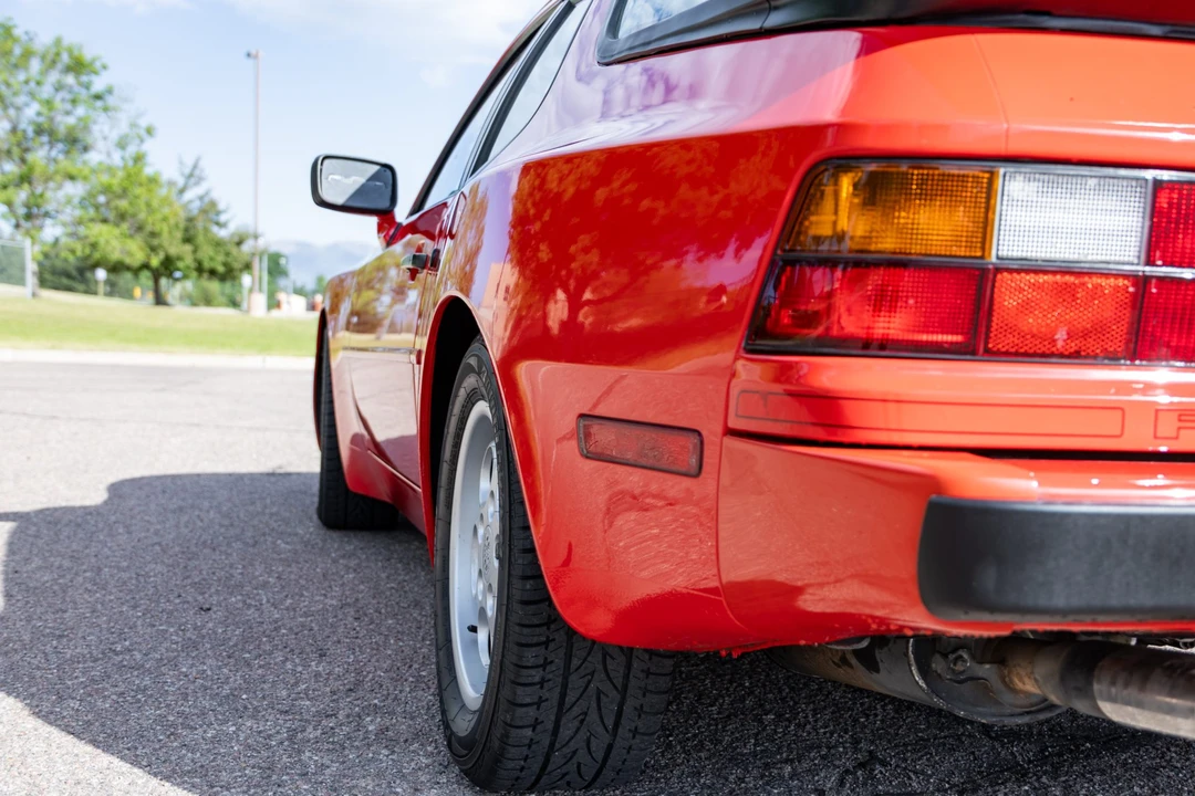 1986 Porsche 944 - Image 24 of 31