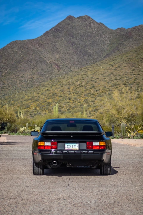 1986 Porsche 944 - Image 15 of 31