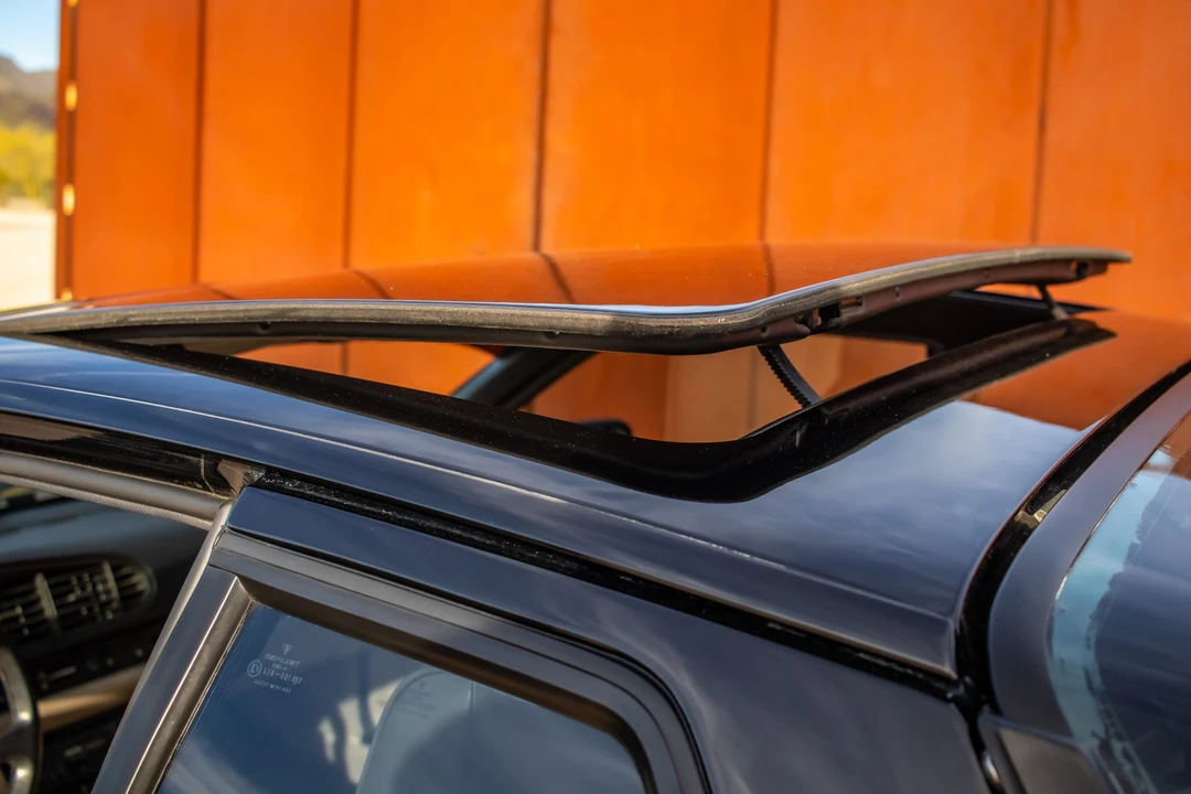 1986 Porsche 944 - Image 21 of 31