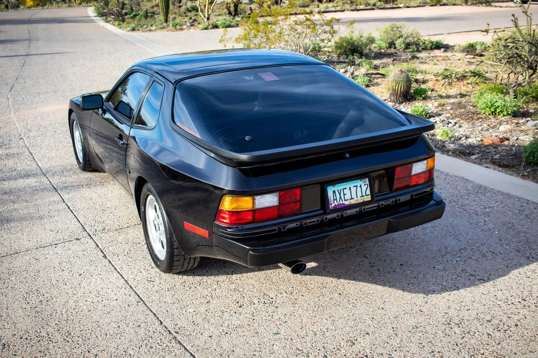 1986 Porsche 944 - Image 18 of 31
