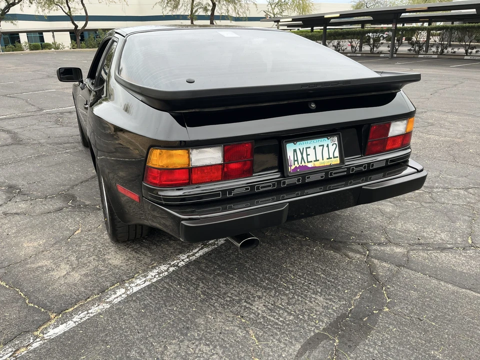 1986 Porsche 944 - Image 17 of 31
