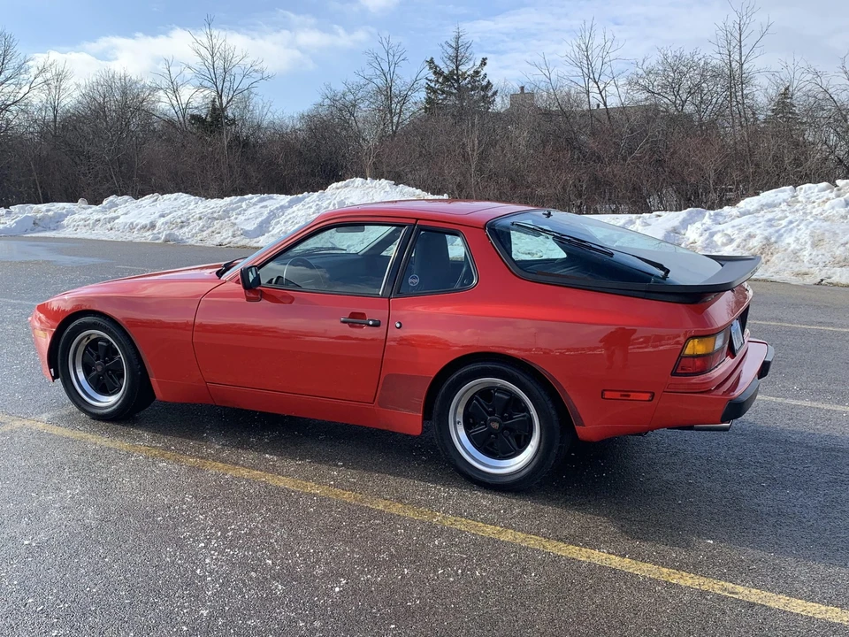 1986 Porsche 944 - Image 18 of 31