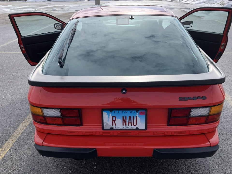 1986 Porsche 944 - Image 21 of 31