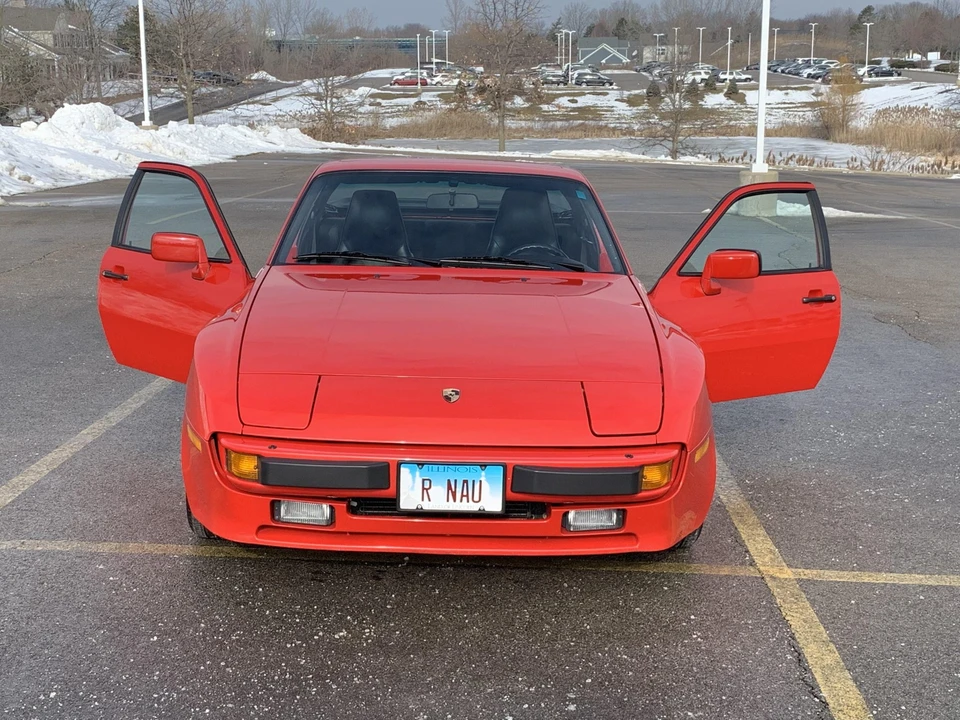 1986 Porsche 944 - Image 24 of 31