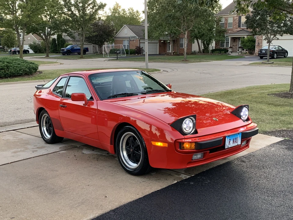 1986 Porsche 944 - Image 13 of 31