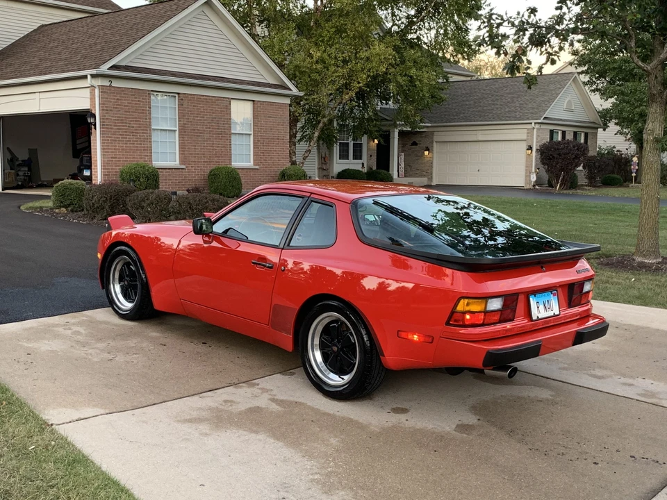 1986 Porsche 944 - Image 6 of 31