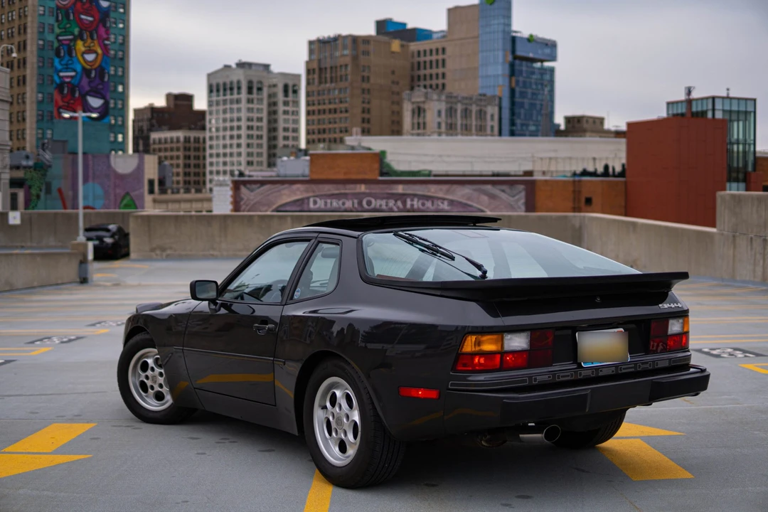 1986 Porsche 944 - Image 3 of 31