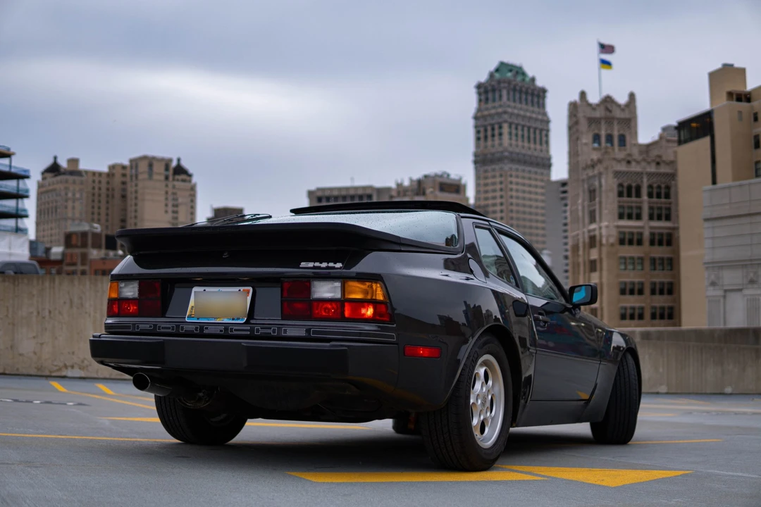 1986 Porsche 944 - Image 7 of 31