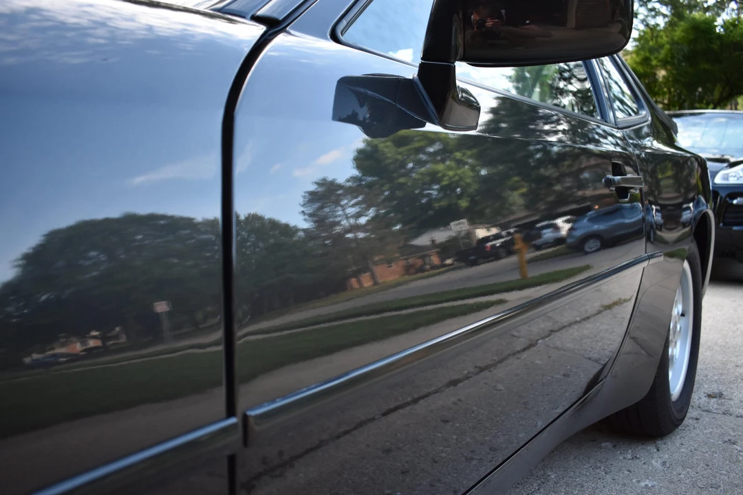1986 Porsche 944 - Image 17 of 31