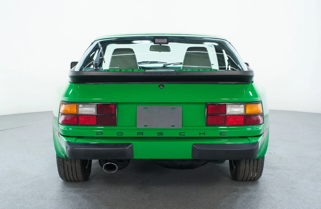 1986 Porsche 944 - Image 4 of 31