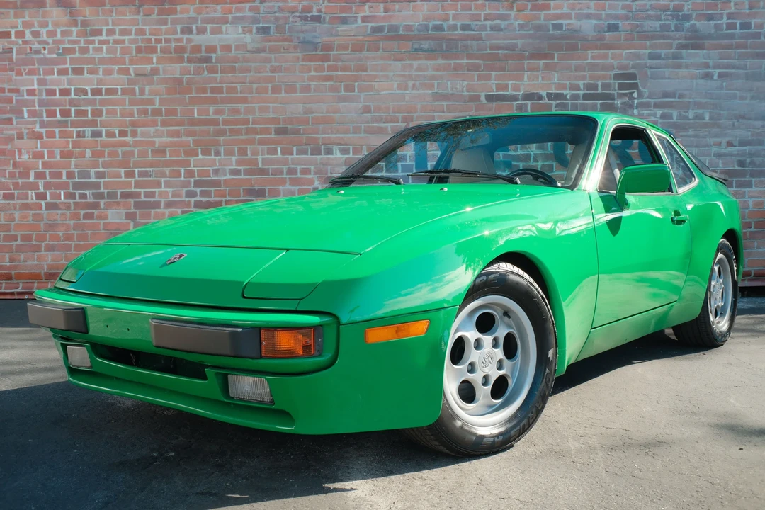 1986 Porsche 944 - Image 13 of 31