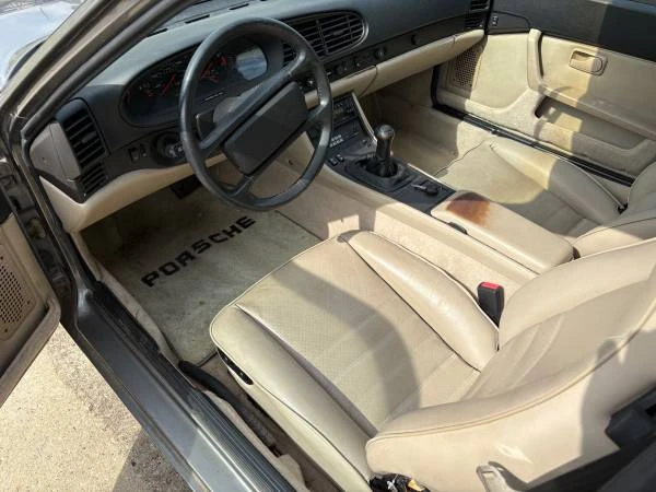 1986 Porsche 944 - Image 6 of 6
