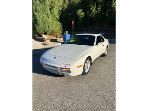 1986 Porsche 944 Turbo