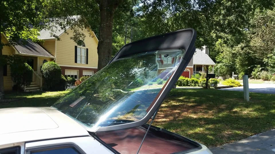 1986 Porsche 944 - Image 13 of 14