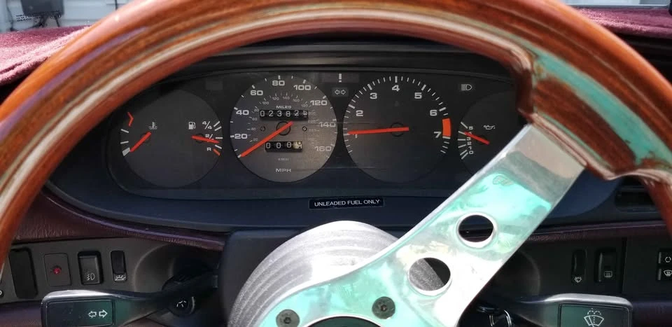 1986 Porsche 944 - Image 9 of 14