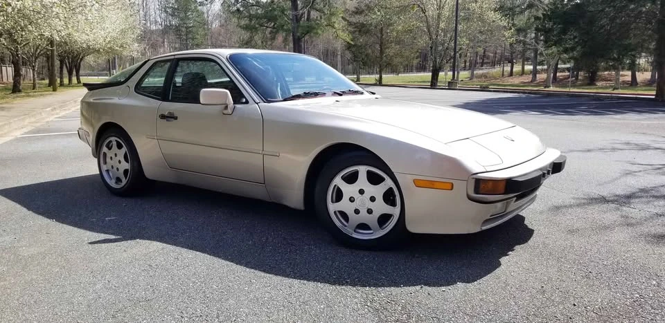 1986 Porsche 944 - Image 6 of 14