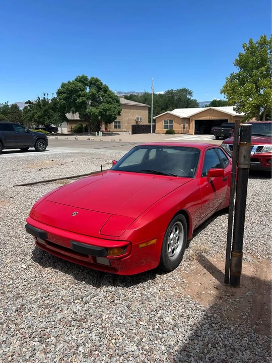 1986 Porsche 944 - Image 4 of 16