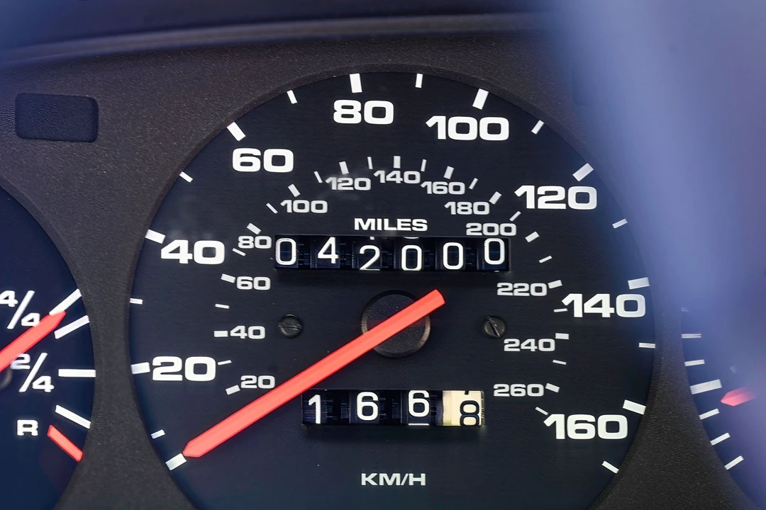 1986 Porsche 944 - Image 7 of 20