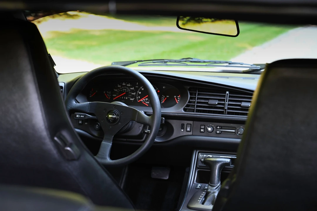 1986 Porsche 944 - Image 5 of 20