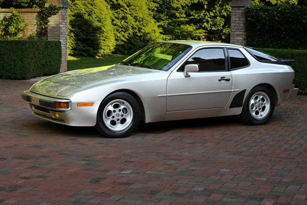 1986 Porsche 944 - Image 15 of 20