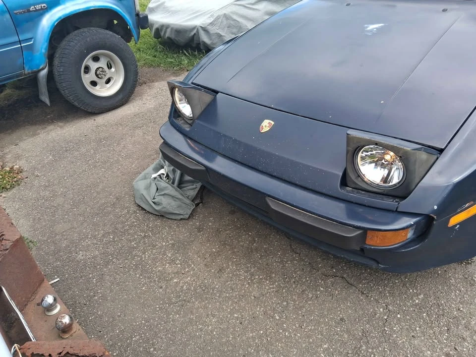 1986 Porsche 944 - Image 7 of 8