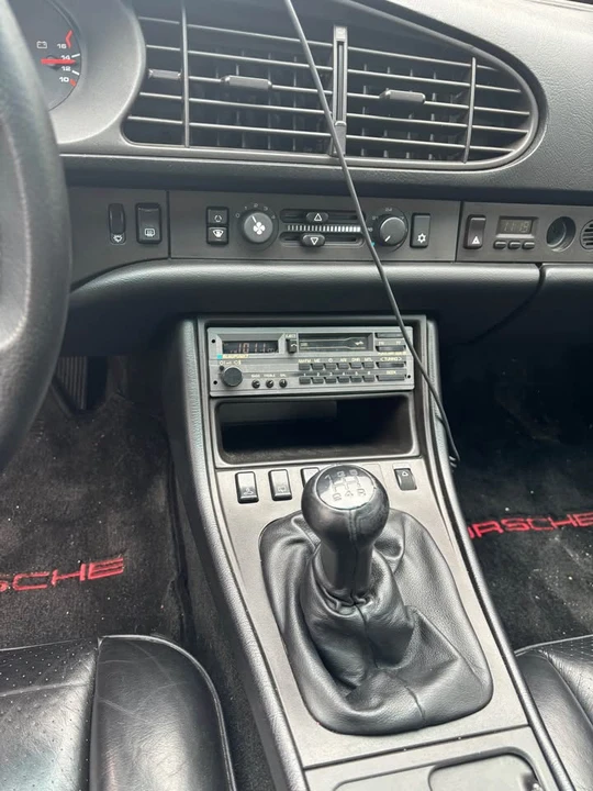 1986 Porsche 944 - Image 7 of 11