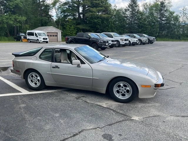 1986 Porsche 944 - Image 5 of 20