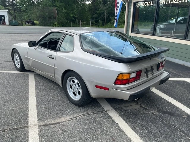 1986 Porsche 944 - Image 8 of 20