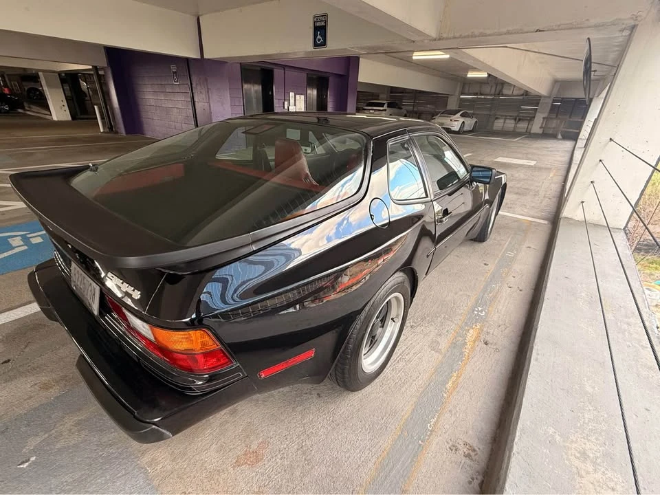 1986 Porsche 944 - Image 3 of 8