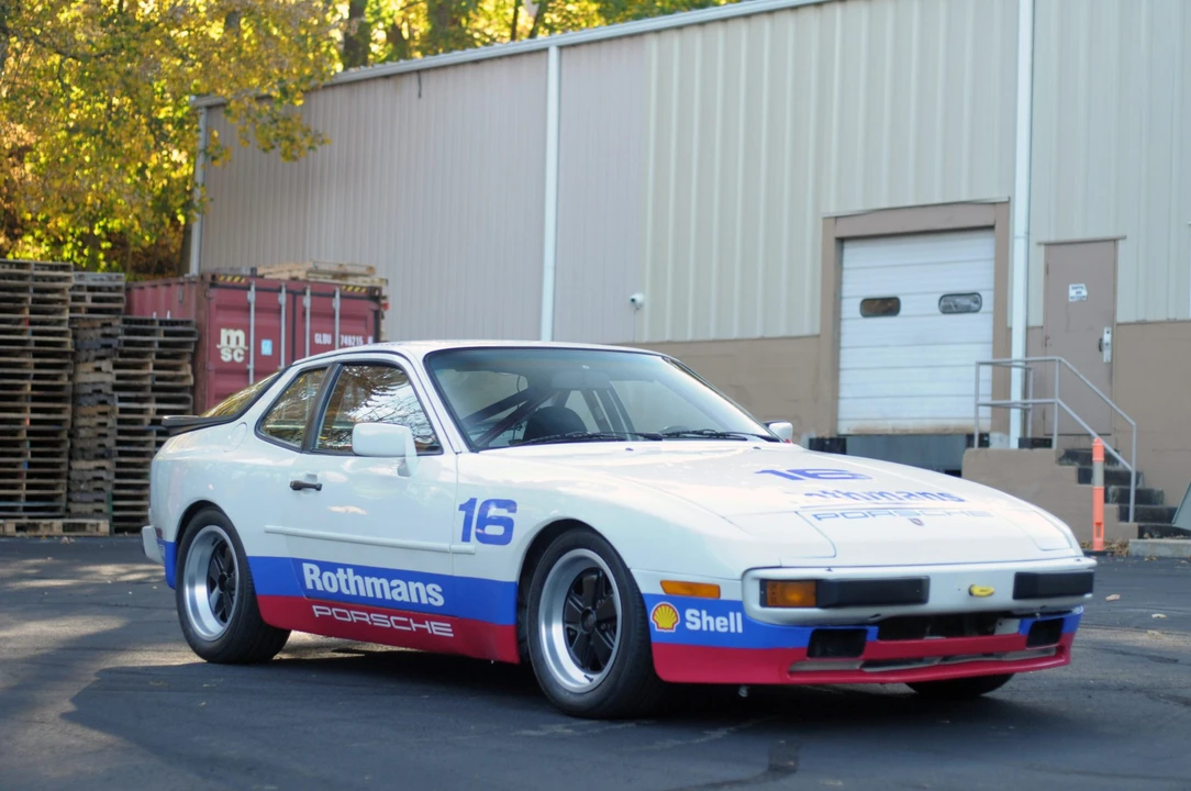 1986 Porsche 944 - Image 6 of 31