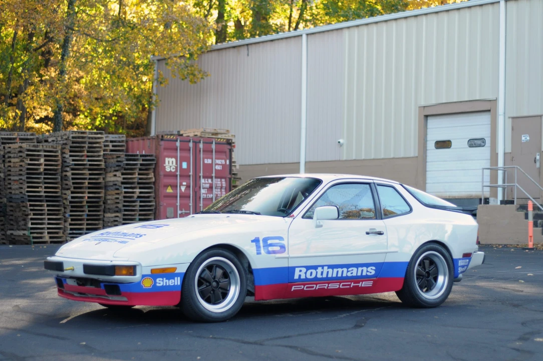 1986 Porsche 944 - Image 2 of 31