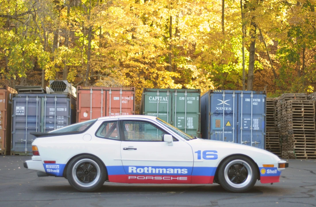 1986 Porsche 944 - Image 8 of 31
