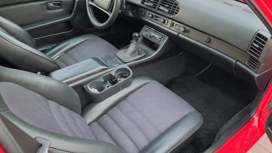 1986 Porsche 944 - Image 5 of 15