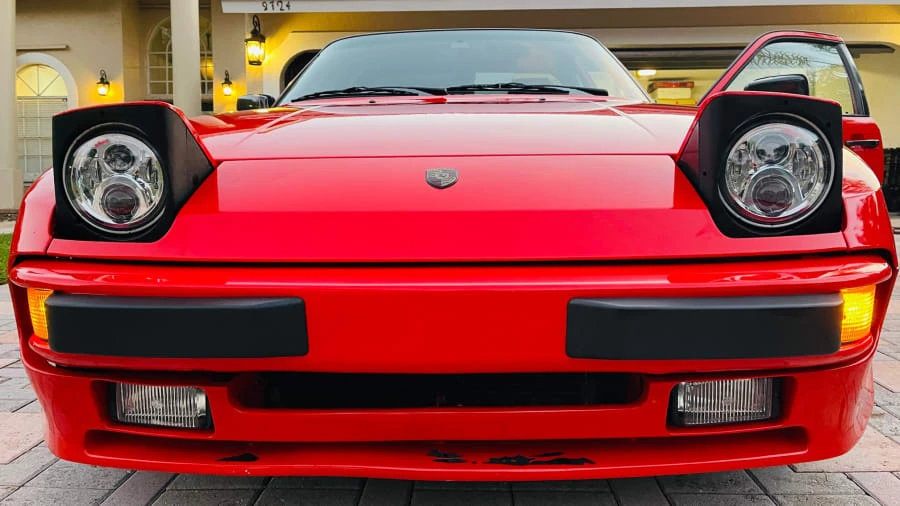 1986 Porsche 944 - Image 8 of 15