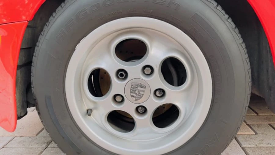 1986 Porsche 944 - Image 11 of 15