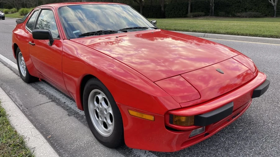 1986 Porsche 944 - Image 14 of 15