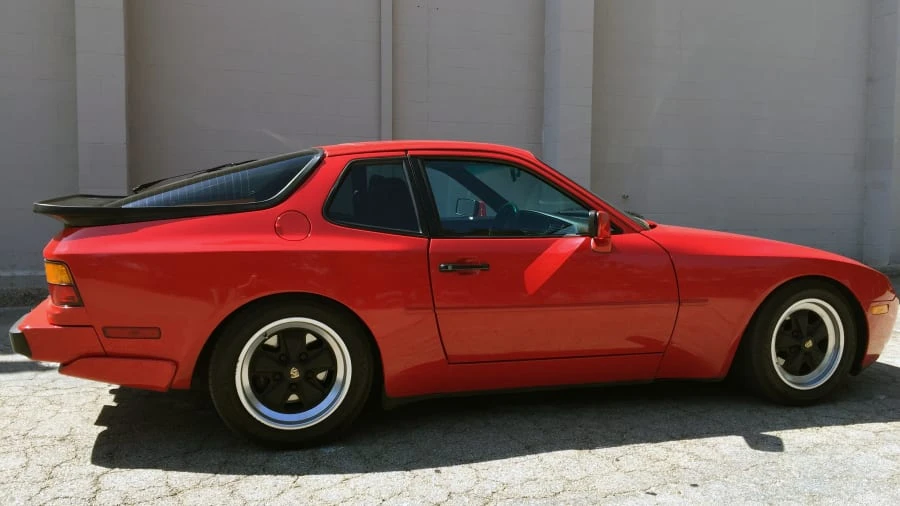 1986 Porsche 944 - Image 2 of 4