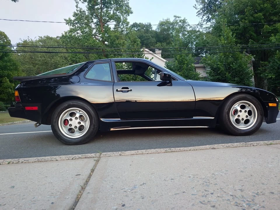1986 Porsche 944 - Image 2 of 13