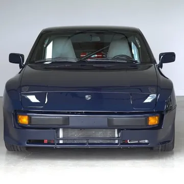 1986 Porsche 944 LS V8