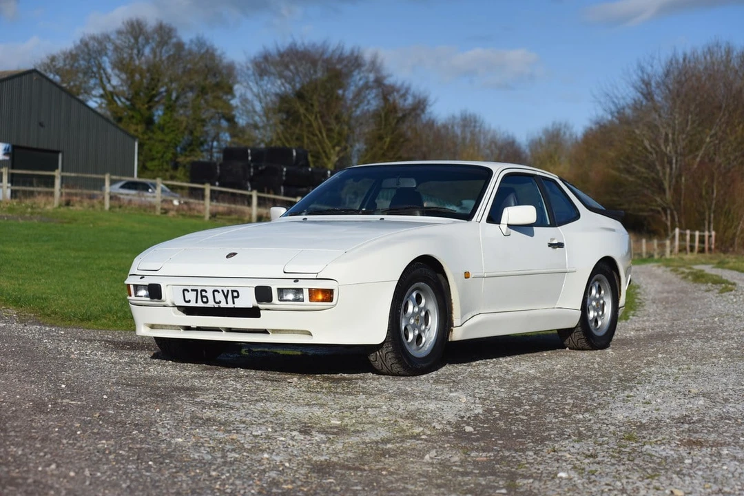 1986 Porsche 944 - Image 16 of 30