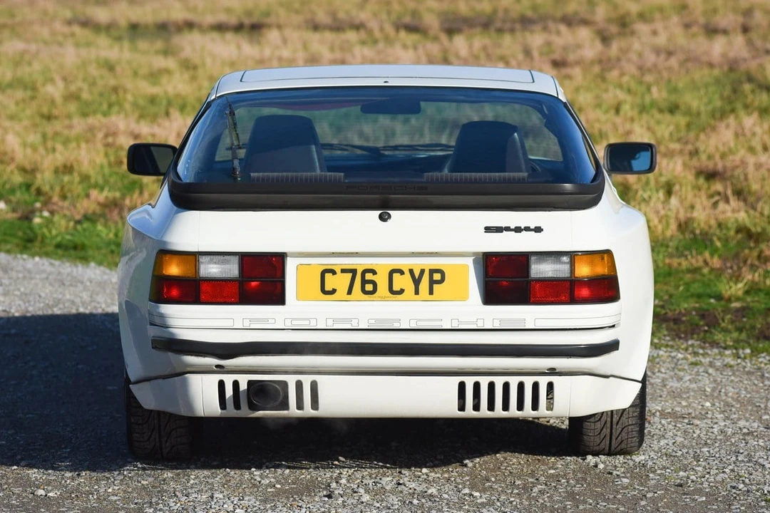 1986 Porsche 944 - Image 28 of 30