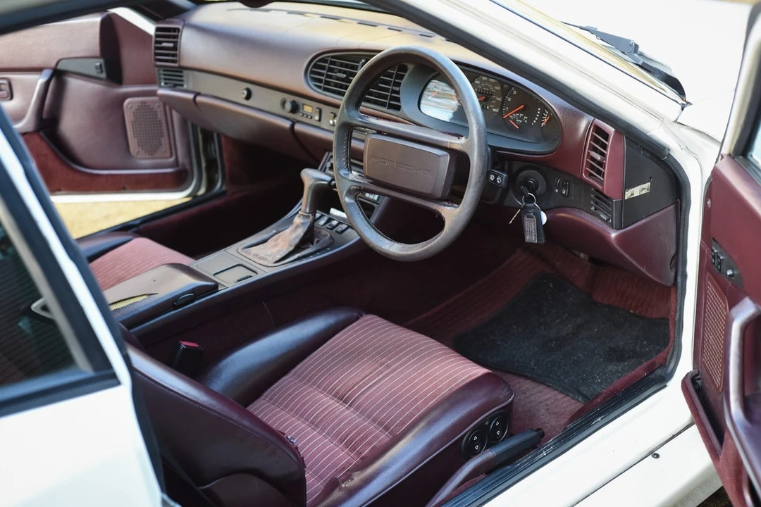 1986 Porsche 944 - Image 2 of 30