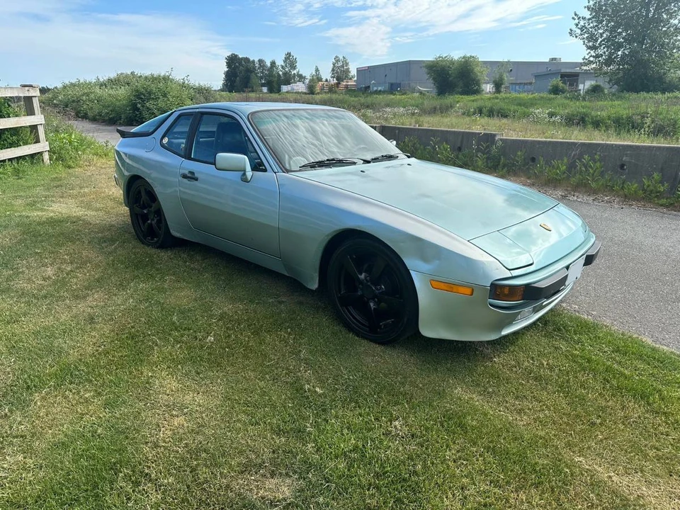 1986 Porsche 944 - Image 3 of 18