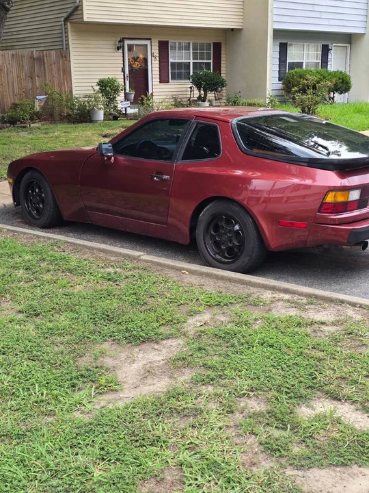 1986 Porsche 944 - Image 2 of 5